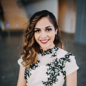 Meet your Posher, Teuila